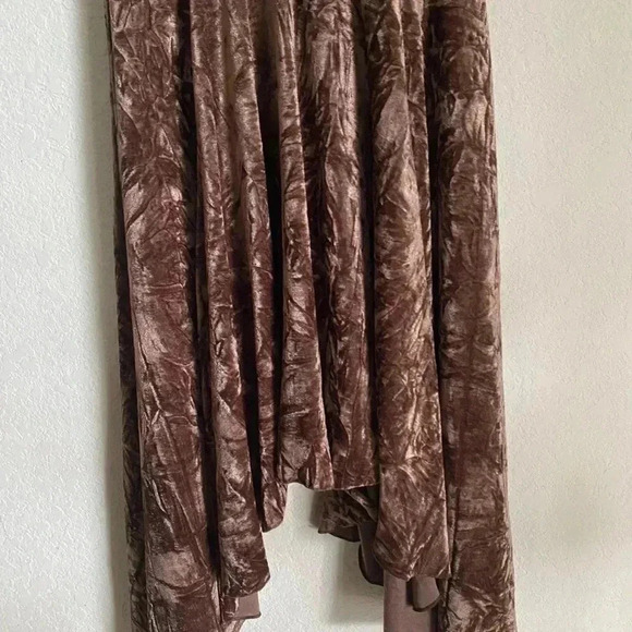 Silence + Noise Corina Velvet Brown Asymmetrical Short Sleeve Whimsygoth Dress S - Picture 11 of 11